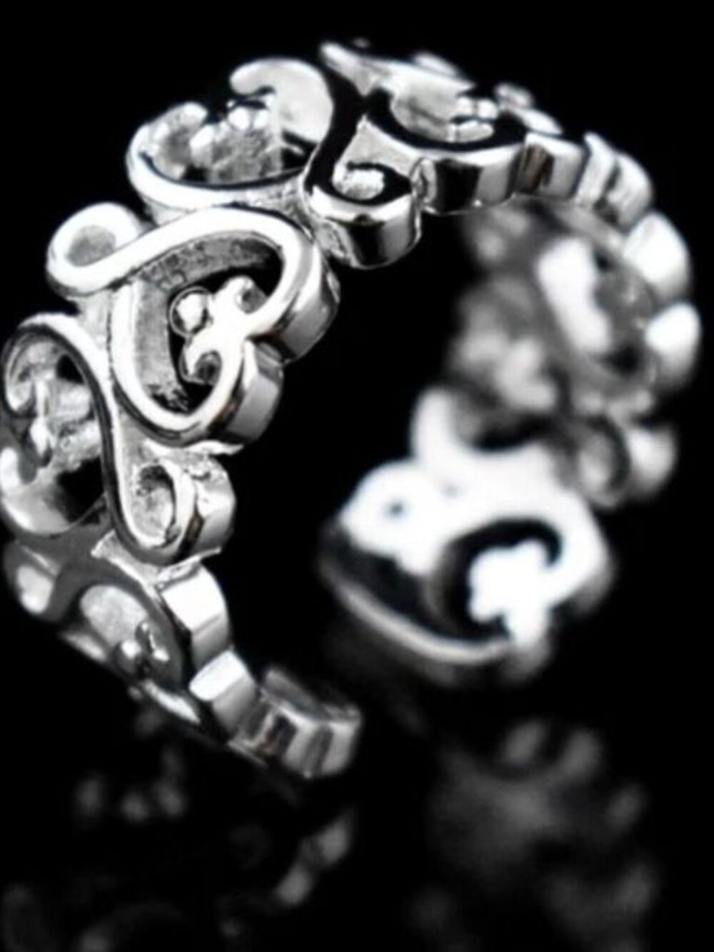 Decorative Hearts Ring 